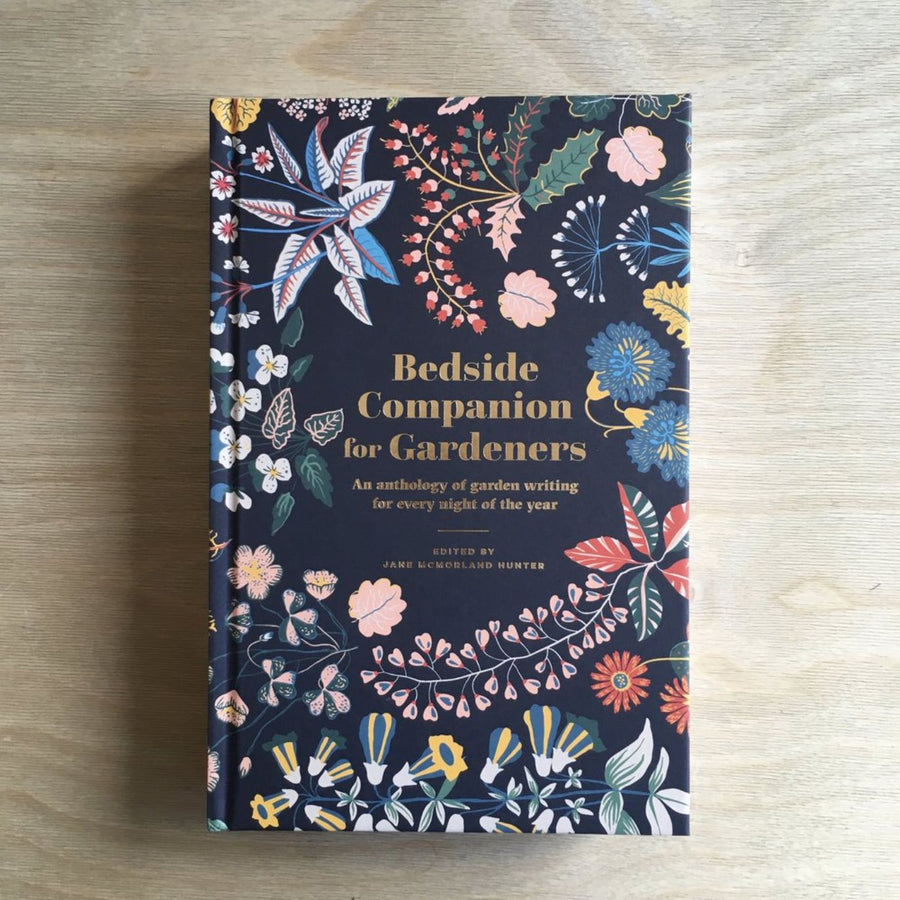 Macmillen Books Bedside Companion for Gardeners by Jane McMorland Hunter