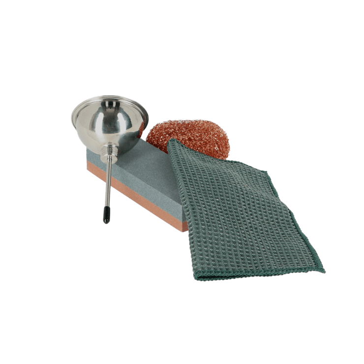 Connecting to Nature Garden Tools Maintenance Set