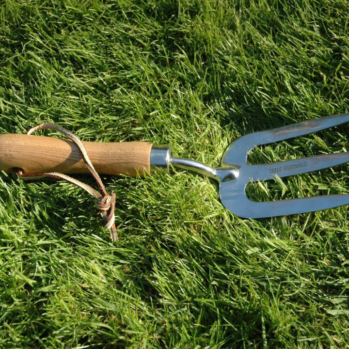 Connecting to Nature Rake fork | Strainless Steel